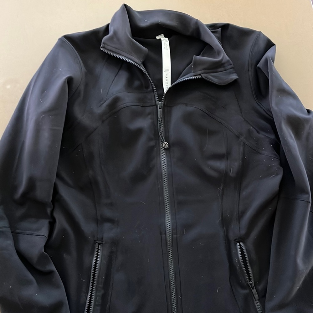 Only two weeks old Lululemon size 10 define jacket